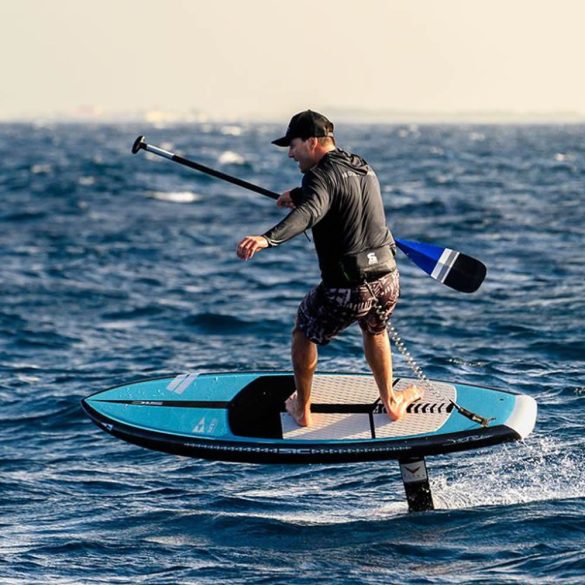 SLASH MAST 900